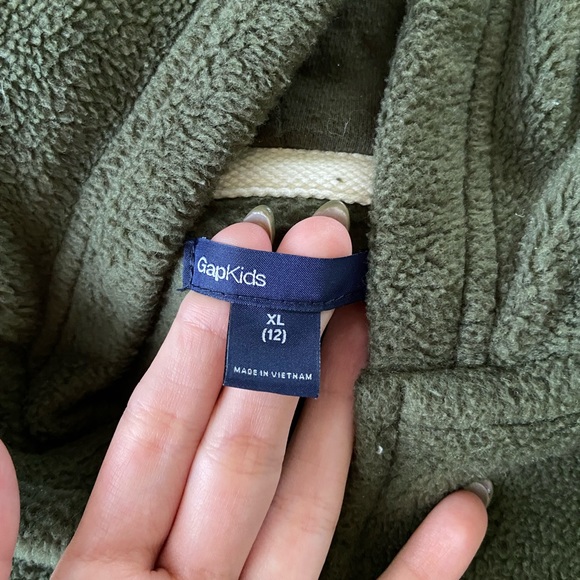 GAP Zip Up - Picture 3 of 4